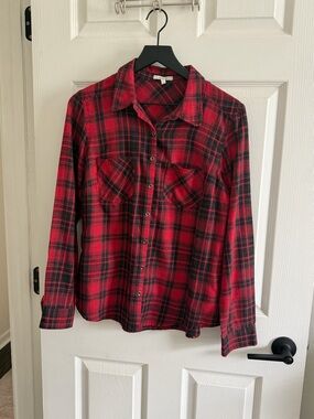 Maurices Red and Black Plaid Button-Up Shirt